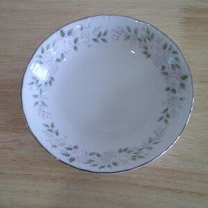 5 1/2 inch Sheffield fine China 501 Fruit Bowl